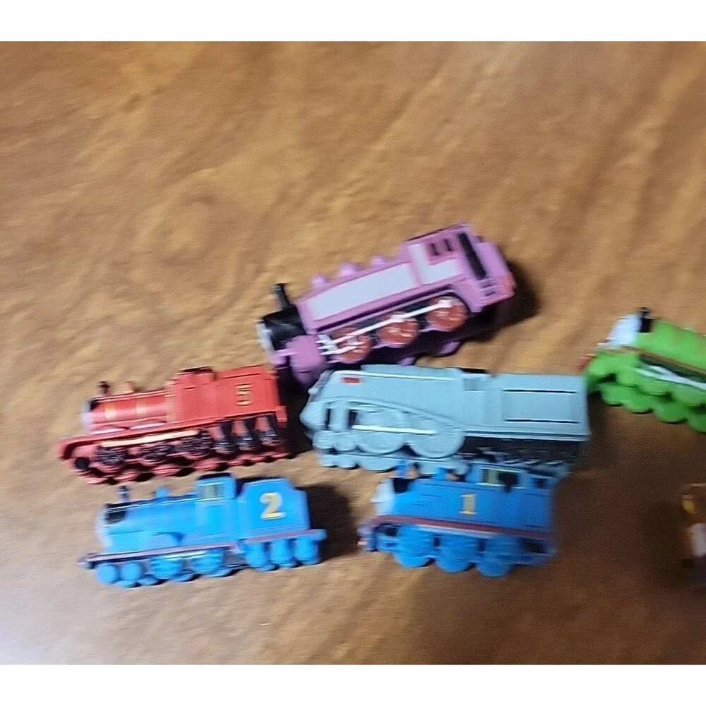 Thomas‎ Tank and Friends Cake Toppers Trains mini miniature toys
